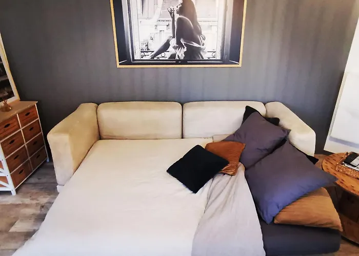 Le Cocoon St Lo - Netflix - Wifi - Parking Gratuit - Lit Queen Size 160X200 - Entree Autonome - Appartement Prive