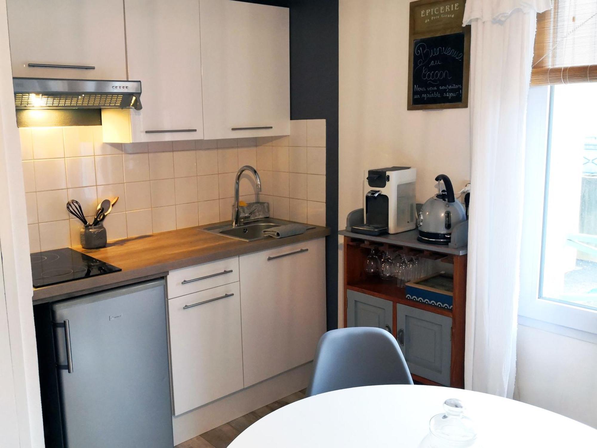 Le Cocoon St Lo: Private Cozy With Netflix & Free Parking Apartment