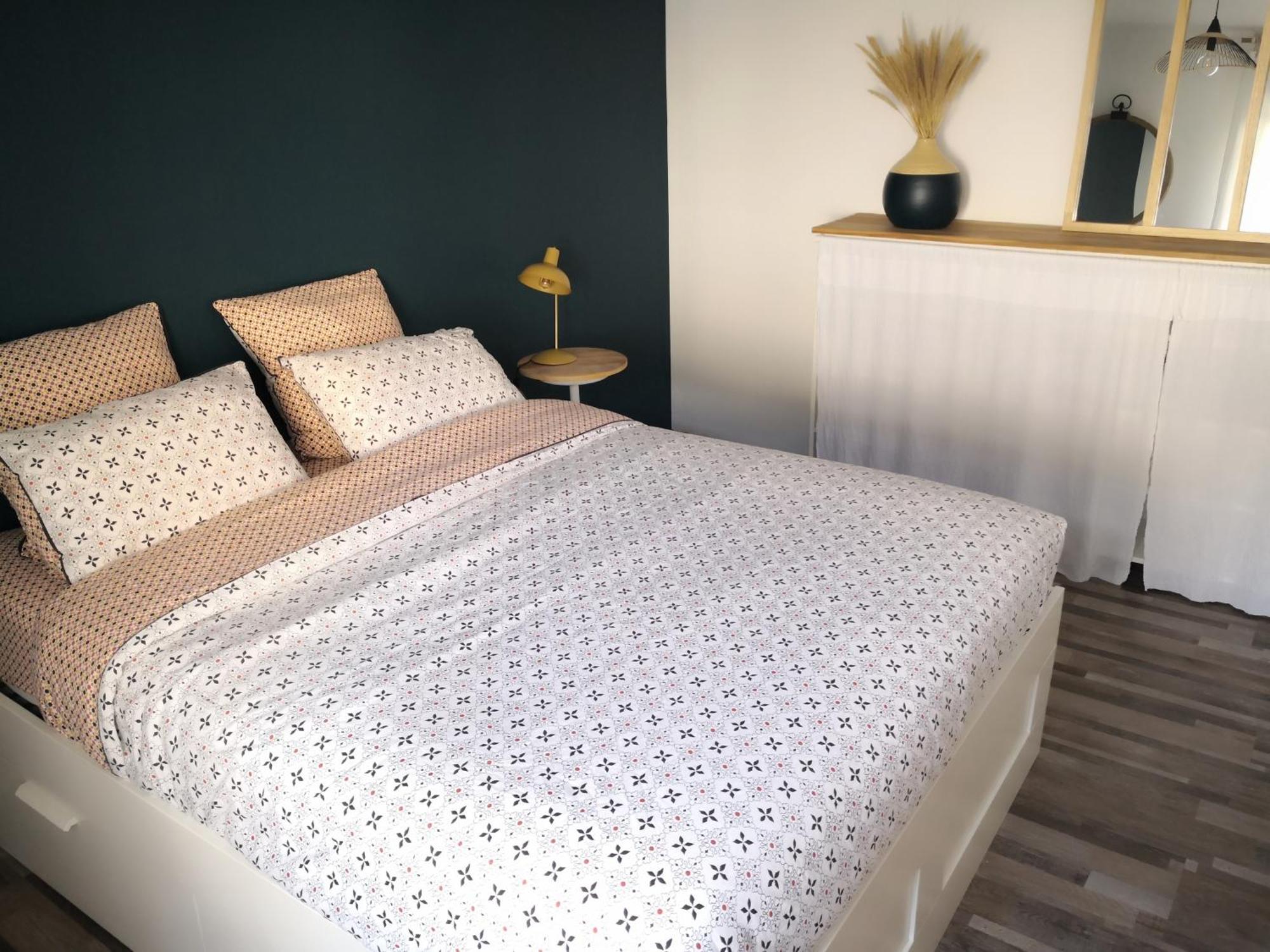 Le Cocoon St Lo: Private Cozy With Netflix & Free Parking Apartment *